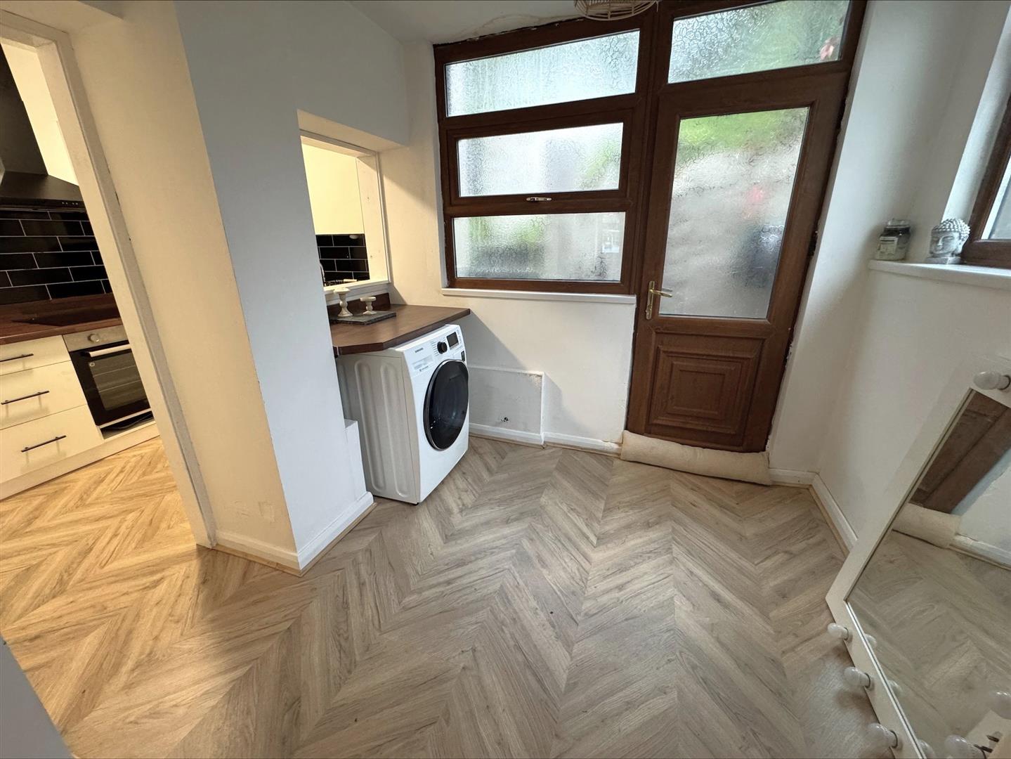 Panteg, Felinfoel, Llanelli, SA15 3TE